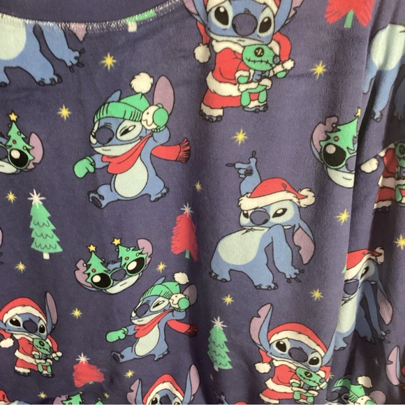 Disney Stitch & Scrump Christmas Long Sleeve Pajama Set Women’s Size L EUC - Picture 2 of 10